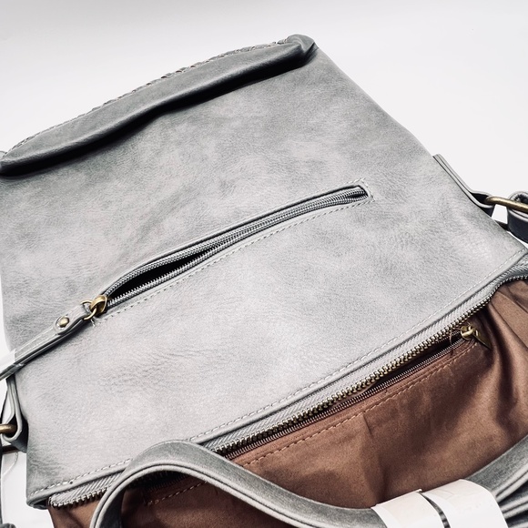 Kouli Buir Gray Large Crossbody Shoulder Handbag Faux Leather Multi Pocket NWT - Picture 6 of 7